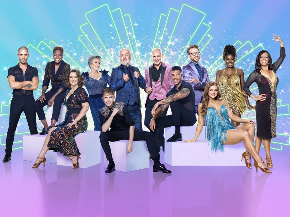 The 2020 cast of Strictly Come Dancing pose together